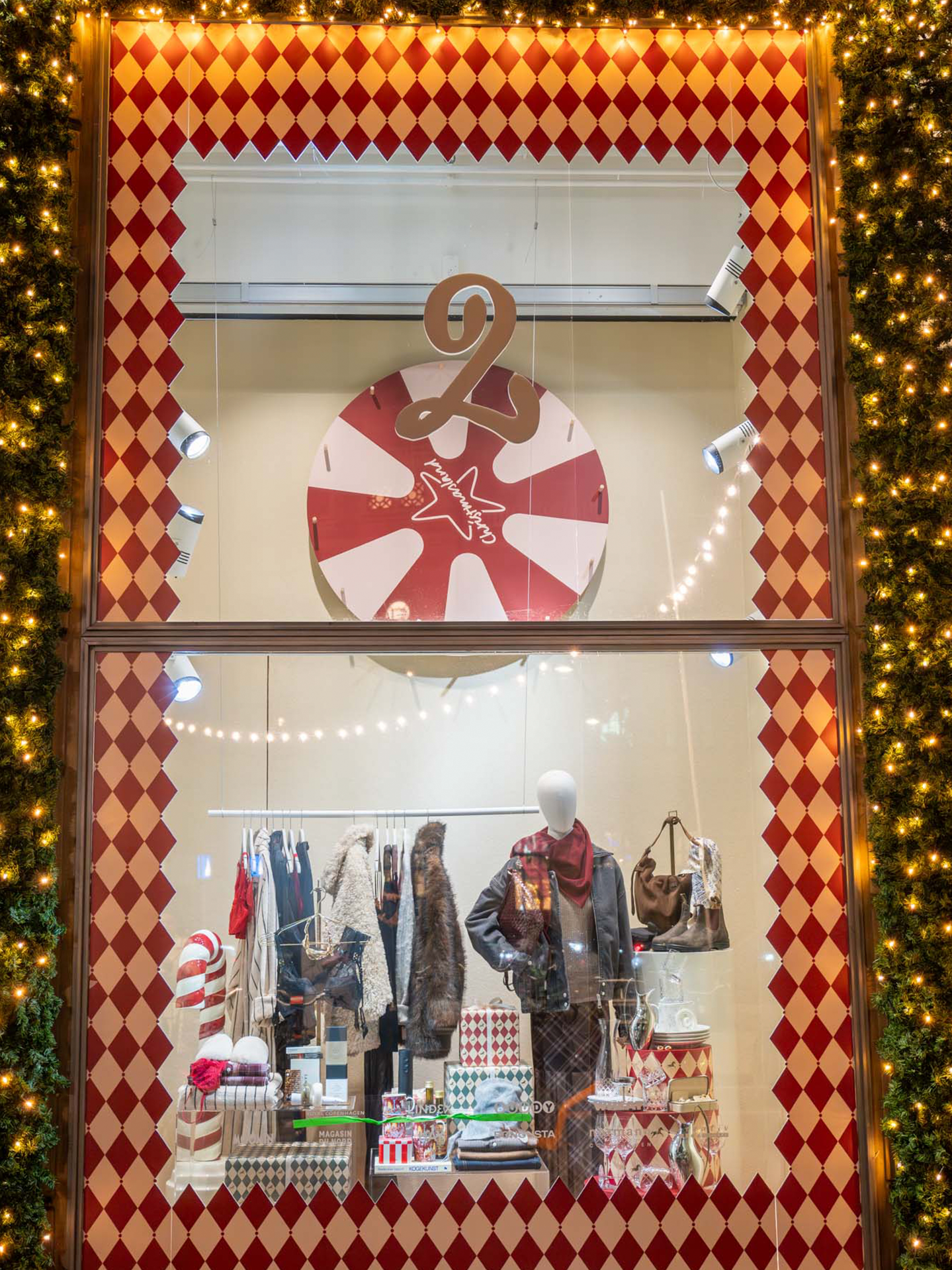 Magasin du Nord julevinduesudstilling