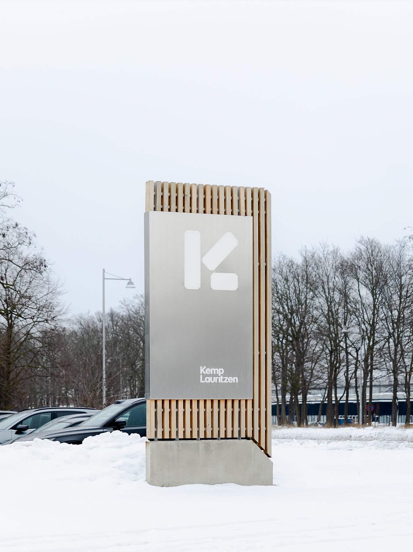 Kemp & Lauritzens nye pylon i forbindelse med deres rebranding